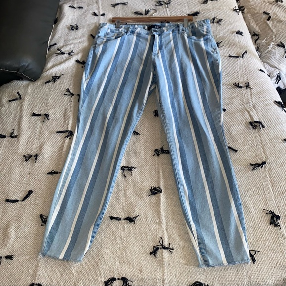 KUT From The Kloth High Rise Ankle Skinny Connie Striped Lt Wash Plus Size 18 - Picture 13 of 16